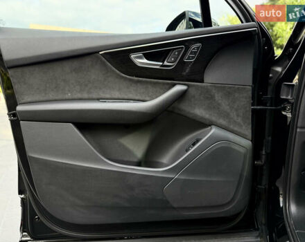 Черный Ауди Ку 7, объемом двигателя 2.97 л и пробегом 89 тыс. км за 68000 $, фото 21 на Automoto.ua