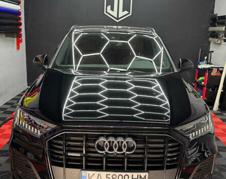 Ауді Ку 7 2021 у Хмельницькому на Automoto.ua Чорний Ауді Ку 7, об'ємом двигуна 2.97 л та пробігом 66 тис. км за 64000 $, фото 2 на Automoto.ua