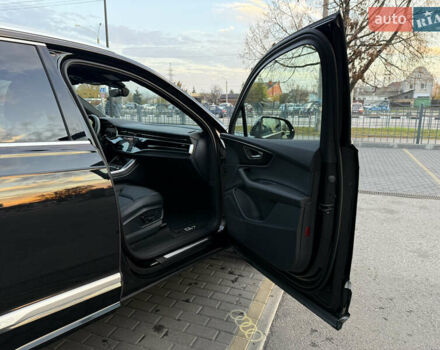 Чорний Ауді Ку 7, об'ємом двигуна 3 л та пробігом 45 тис. км за 57100 $, фото 35 на Automoto.ua