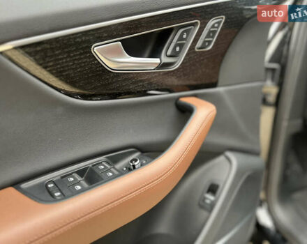 Чорний Ауді Ку 7, об'ємом двигуна 3 л та пробігом 31 тис. км за 50900 $, фото 28 на Automoto.ua