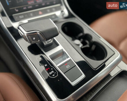 Чорний Ауді Ку 7, об'ємом двигуна 3 л та пробігом 31 тис. км за 50900 $, фото 30 на Automoto.ua