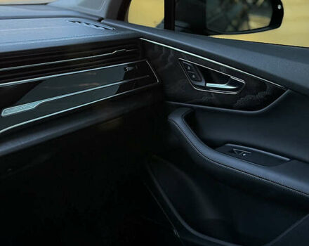 Чорний Ауді Ку 7, об'ємом двигуна 3 л та пробігом 27 тис. км за 63000 $, фото 10 на Automoto.ua