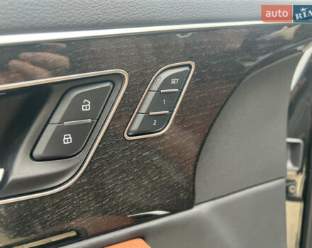 Чорний Ауді Ку 7, об'ємом двигуна 3 л та пробігом 31 тис. км за 50900 $, фото 27 на Automoto.ua