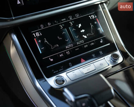 Чорний Ауді Ку 7, об'ємом двигуна 3 л та пробігом 55 тис. км за 57999 $, фото 16 на Automoto.ua