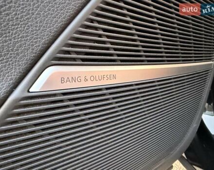 Черный Ауди Ку 7, объемом двигателя 2.97 л и пробегом 105 тыс. км за 65900 $, фото 75 на Automoto.ua