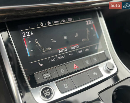 Чорний Ауді Ку 7, об'ємом двигуна 3 л та пробігом 31 тис. км за 50900 $, фото 31 на Automoto.ua