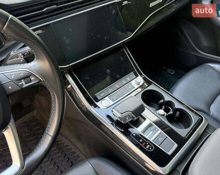 Ауді Ку 7 2023 у Борисполе на Automoto.ua Чорний Ауді Ку 7, об'ємом двигуна 3 л та пробігом 33 тис. км за 39500 $, фото 32 на Automoto.ua