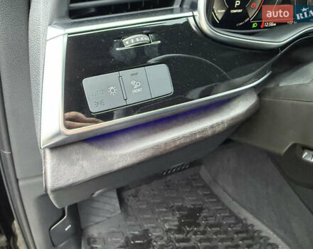 Черный Ауди Ку 7, объемом двигателя 1.98 л и пробегом 28 тыс. км за 47900 $, фото 19 на Automoto.ua