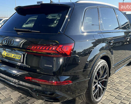 Черный Ауди Ку 7, объемом двигателя 2.97 л и пробегом 88 тыс. км за 96000 $, фото 6 на Automoto.ua