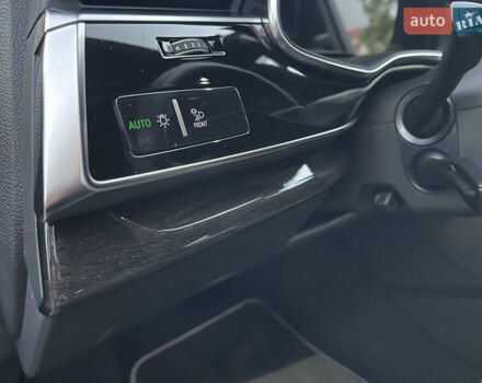 Черный Ауди Ку 7, объемом двигателя 3 л и пробегом 5 тыс. км за 87500 $, фото 41 на Automoto.ua