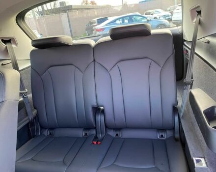 Чорний Ауді Ку 7, об'ємом двигуна 2 л та пробігом 28 тис. км за 20900 $, фото 10 на Automoto.ua