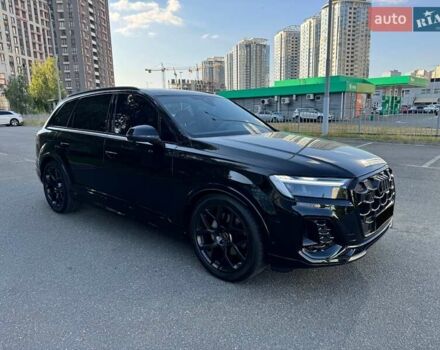 Ауди Ку 7 2024 в Киеве на Automoto.ua Черный Ауди Ку 7, объемом двигателя 3 л и пробегом 4 тыс. км за 100000 $, фото 4 на Automoto.ua