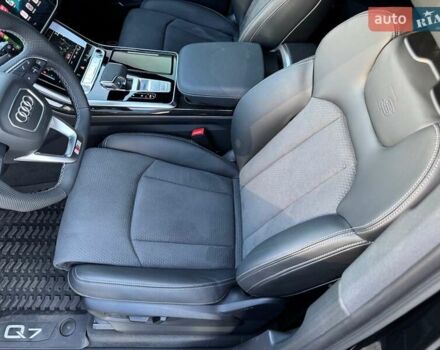 Черный Ауди Ку 7, объемом двигателя 3 л и пробегом 4 тыс. км за 93999 $, фото 30 на Automoto.ua