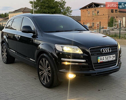 Черный Ауди Ку 7, объемом двигателя 4.2 л и пробегом 300 тыс. км за 7999 $, фото 1 на Automoto.ua