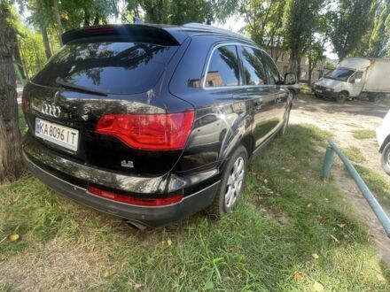 Ауди Ку 7 2007 в Киеве на Automoto.ua Черный Ауди Ку 7, объемом двигателя 4.2 л и пробегом 230 тыс. км за 8800 $, фото 1 на Automoto.ua
