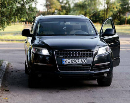 Черный Ауди Ку 7, объемом двигателя 4.16 л и пробегом 279 тыс. км за 10000 $, фото 1 на Automoto.ua