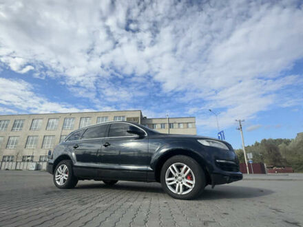 Черный Ауди Ку 7, объемом двигателя 3 л и пробегом 330 тыс. км за 12000 $, фото 1 на Automoto.ua