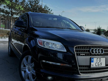 Черный Ауди Ку 7, объемом двигателя 4.2 л и пробегом 160 тыс. км за 15000 $, фото 1 на Automoto.ua