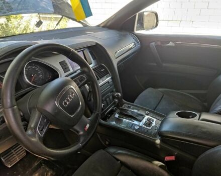 Чорний Ауді Ку 7, об'ємом двигуна 4.2 л та пробігом 350 тис. км за 5000 $, фото 1 на Automoto.ua