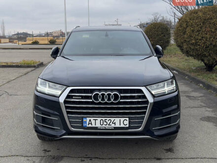 Ауди Ку 7 2015 в Виноградове на Automoto.ua Черный Ауди Ку 7, объемом двигателя 3 л и пробегом 201 тыс. км за 25000 $, фото 1 на Automoto.ua