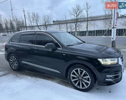 Черный Ауди Ку 7, объемом двигателя 2.97 л и пробегом 215 тыс. км за 36000 $, фото 1 на Automoto.ua