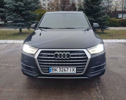 Черный Ауди Ку 7, объемом двигателя 3 л и пробегом 240 тыс. км за 21000 $, фото 1 на Automoto.ua