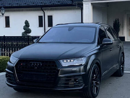 Ауди Ку 7 2018 в Мукачеве на Automoto.ua Черный Ауди Ку 7, объемом двигателя 4 л и пробегом 142 тыс. км за 47200 $, фото 1 на Automoto.ua