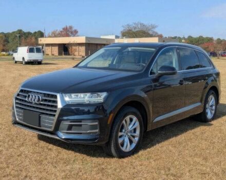 Черный Ауди Ку 7, объемом двигателя 2 л и пробегом 32 тыс. км за 7800 $, фото 1 на Automoto.ua