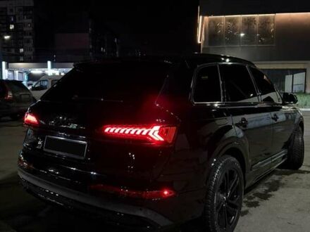 Черный Ауди Ку 7, объемом двигателя 3 л и пробегом 141 тыс. км за 45000 $, фото 1 на Automoto.ua