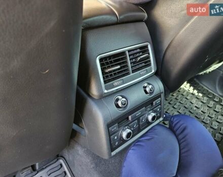 Ауді Ку 7 2012 у Харкові на Automoto.ua Коричневий Ауді Ку 7, об'ємом двигуна 2.97 л та пробігом 300 тис. км за 22000 $, фото 10 на Automoto.ua