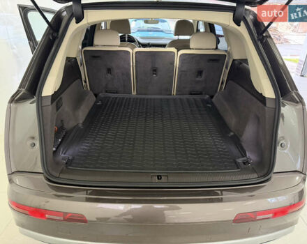 Коричневый Ауди Ку 7, объемом двигателя 2.97 л и пробегом 120 тыс. км за 40000 $, фото 7 на Automoto.ua