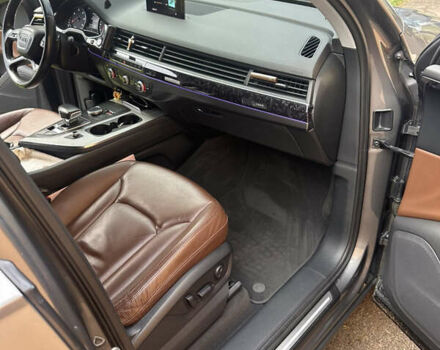 Ауді Ку 7 2016 у Житомирі на Automoto.ua Коричневий Ауді Ку 7, об'ємом двигуна 2.97 л та пробігом 120 тис. км за 40000 $, фото 8 на Automoto.ua
