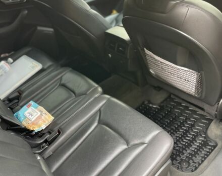 Ауді Ку 7 2016 у Харкові на Automoto.ua Коричневий Ауді Ку 7, об'ємом двигуна 3 л та пробігом 150 тис. км за 33000 $, фото 9 на Automoto.ua