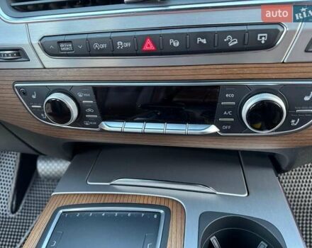 Коричневий Ауді Ку 7, об'ємом двигуна 2.97 л та пробігом 250 тис. км за 40000 $, фото 3 на Automoto.ua