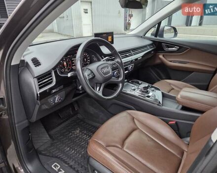 Коричневый Ауди Ку 7, объемом двигателя 2.97 л и пробегом 300 тыс. км за 32000 $, фото 16 на Automoto.ua