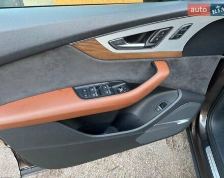 Коричневий Ауді Ку 7, об'ємом двигуна 2.97 л та пробігом 250 тис. км за 40000 $, фото 10 на Automoto.ua