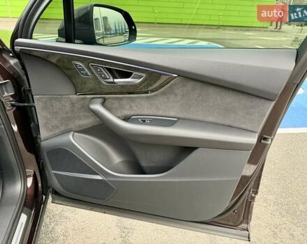 Коричневий Ауді Ку 7, об'ємом двигуна 2.97 л та пробігом 136 тис. км за 60900 $, фото 52 на Automoto.ua