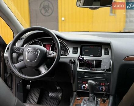 Коричневий Ауді Ку 7, об'ємом двигуна 2.97 л та пробігом 280 тис. км за 17000 $, фото 1 на Automoto.ua