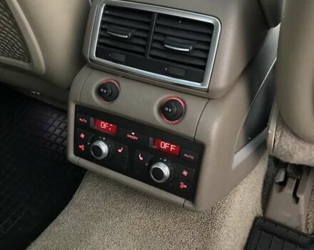 Ауді Ку 7, об'ємом двигуна 4.16 л та пробігом 195 тис. км за 10500 $, фото 11 на Automoto.ua