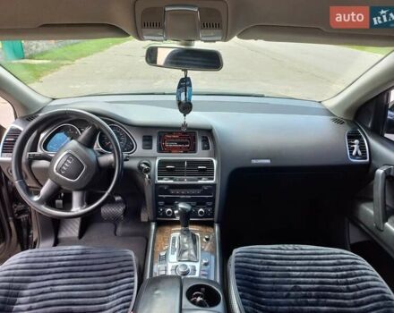 Ауди Ку 7, объемом двигателя 3 л и пробегом 211 тыс. км за 14299 $, фото 24 на Automoto.ua