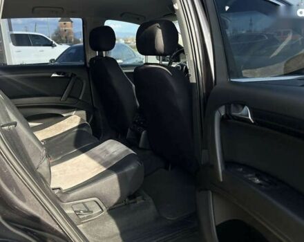 Ауді Ку 7, об'ємом двигуна 3 л та пробігом 208 тис. км за 14000 $, фото 28 на Automoto.ua