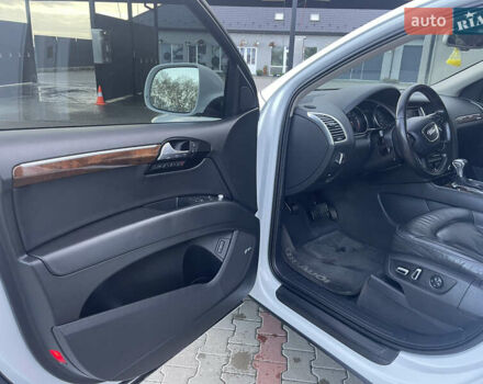 Ауди Ку 7, объемом двигателя 3 л и пробегом 285 тыс. км за 14500 $, фото 10 на Automoto.ua