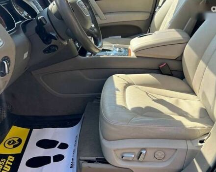 Ауди Ку 7, объемом двигателя 3 л и пробегом 260 тыс. км за 18000 $, фото 12 на Automoto.ua