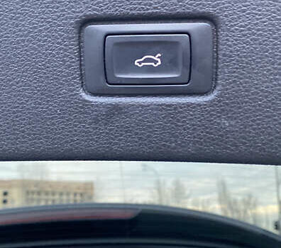 Ауди Ку 7, объемом двигателя 3 л и пробегом 142 тыс. км за 24500 $, фото 19 на Automoto.ua