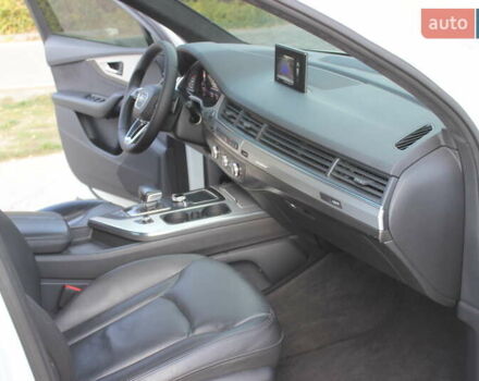 Ауді Ку 7, об'ємом двигуна 2.97 л та пробігом 174 тис. км за 29999 $, фото 31 на Automoto.ua