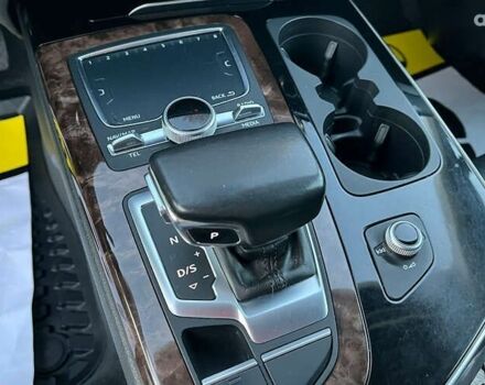 Ауді Ку 7, об'ємом двигуна 3 л та пробігом 178 тис. км за 32900 $, фото 13 на Automoto.ua