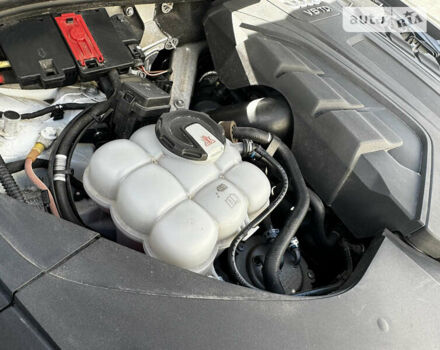 Ауді Ку 7, об'ємом двигуна 3 л та пробігом 87 тис. км за 53000 $, фото 42 на Automoto.ua