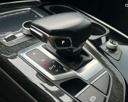 Ауді Ку 7, об'ємом двигуна 3 л та пробігом 61 тис. км за 38900 $, фото 20 на Automoto.ua