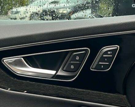 Ауді Ку 7, об'ємом двигуна 3 л та пробігом 61 тис. км за 38900 $, фото 18 на Automoto.ua