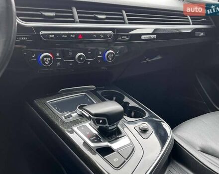 Ауді Ку 7, об'ємом двигуна 3 л та пробігом 233 тис. км за 20900 $, фото 19 на Automoto.ua